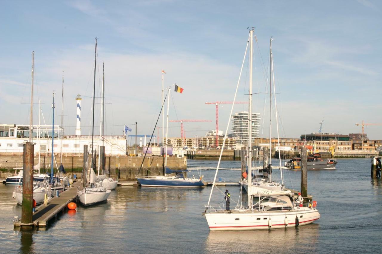 O-Mer Oostende ภายนอก รูปภาพ